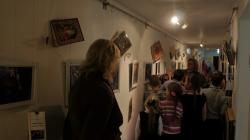 В галерее художников дети знакомились с картинами и иллюстрациями к русским сказкам